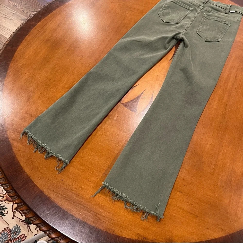 MOTHER‎ Women’s The Hustler Ankle Fray Olive Green 25 High-Rise Raw Hem Flare